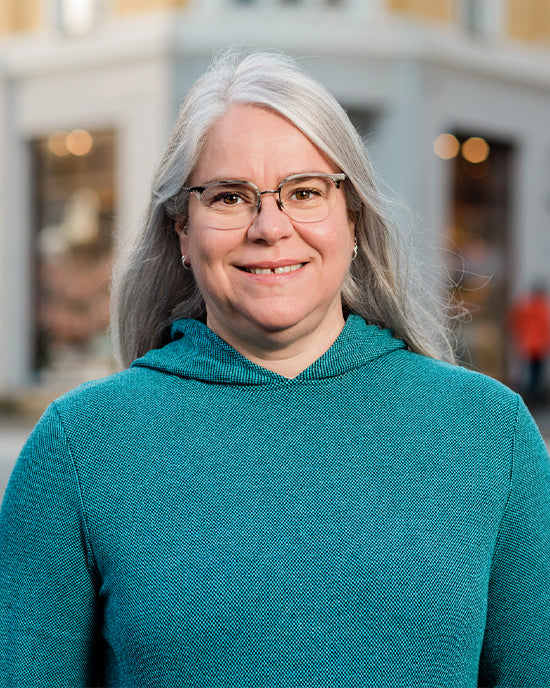 Vanja Hjelmseth Author